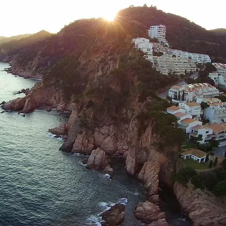 Cala Salions * Тосса-де-Мар